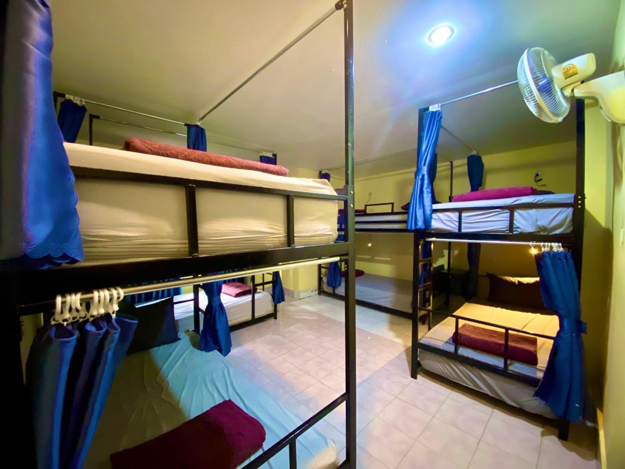 Nana Backpackers Hostel Ванг-Виенг Экстерьер фото