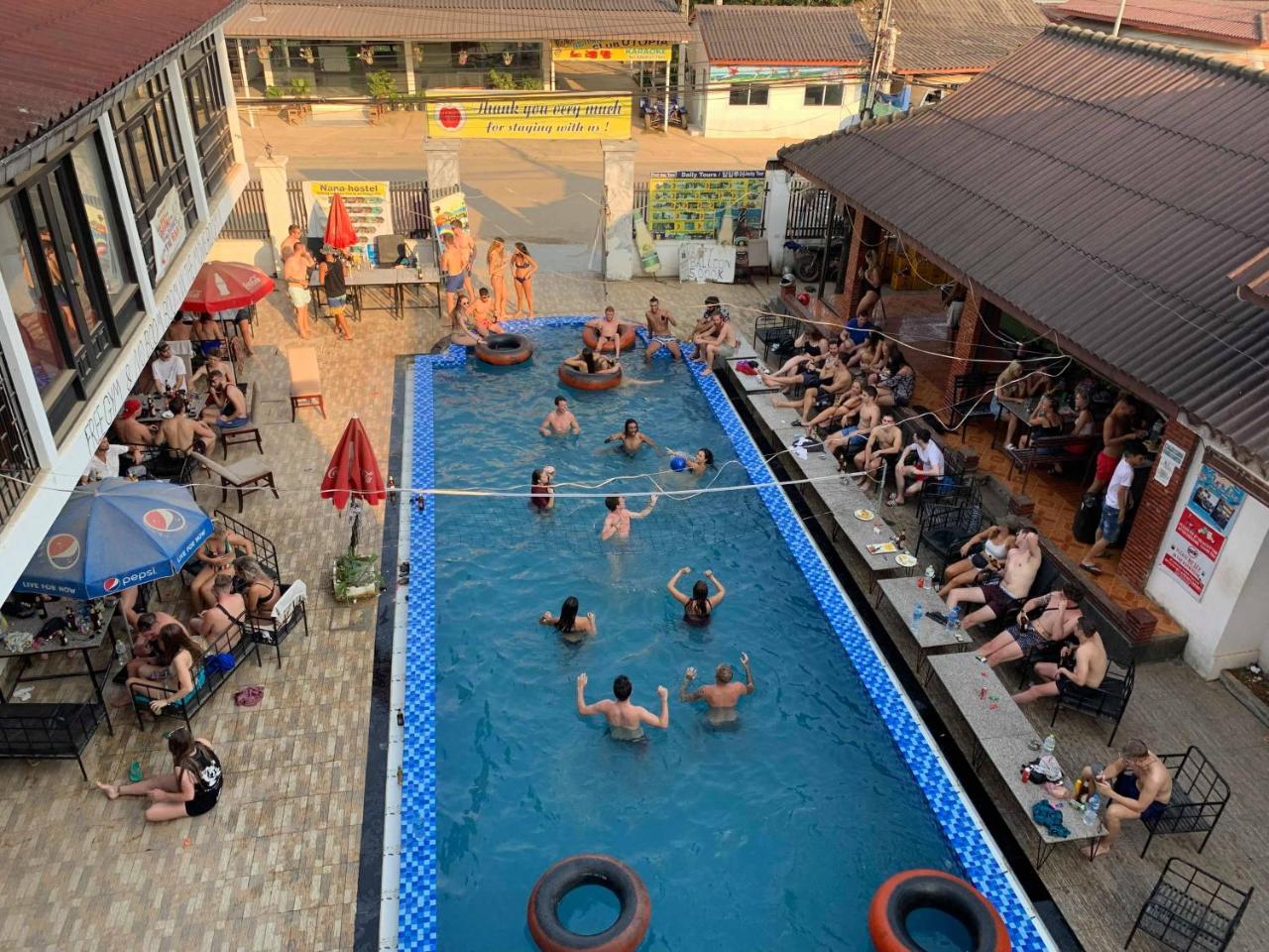 Nana Backpackers Hostel Ванг-Виенг Экстерьер фото